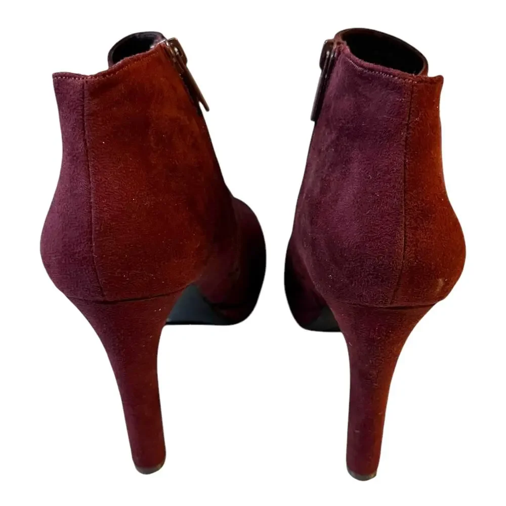 Impo Tucker Suede Maroon Red Side Zip Ankle Bootie Size 9